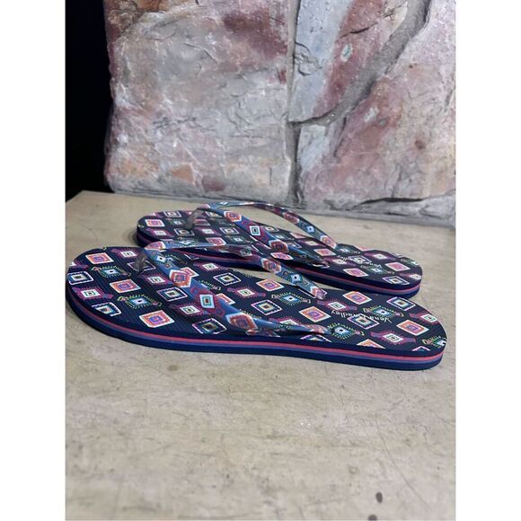 Vera Bradley Women's Size 10 Navy Blue Print Design Thongs Flip Flop Sandals - Picture 5 of 10